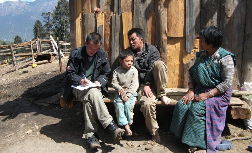 Social survey with herders in winter.