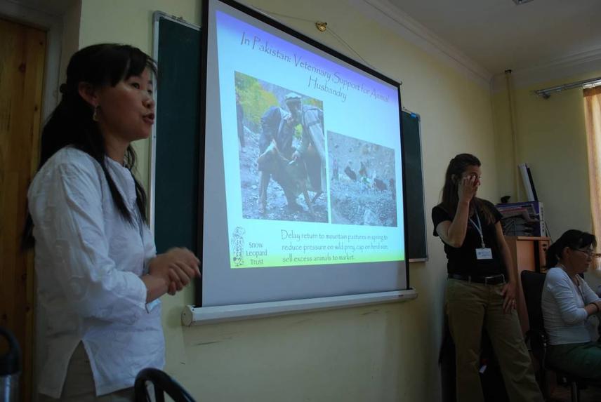 Presentation on introduction of snow leopard conservation in other countries.
