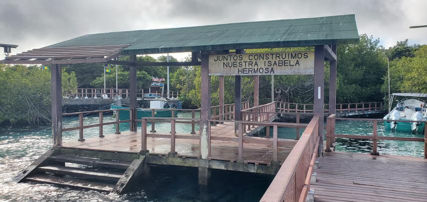 Isabela's dock. ©Mateo Dávila.