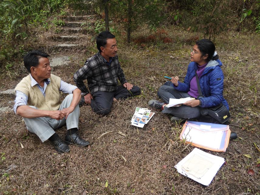 Interview with local people. © Benoy Thapa.